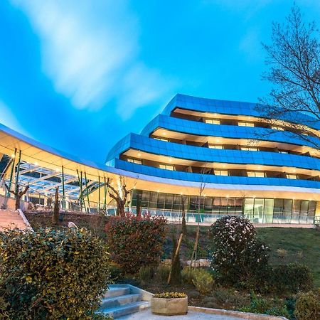 Eau Thermale Avene L'Hotel Екстер'єр фото