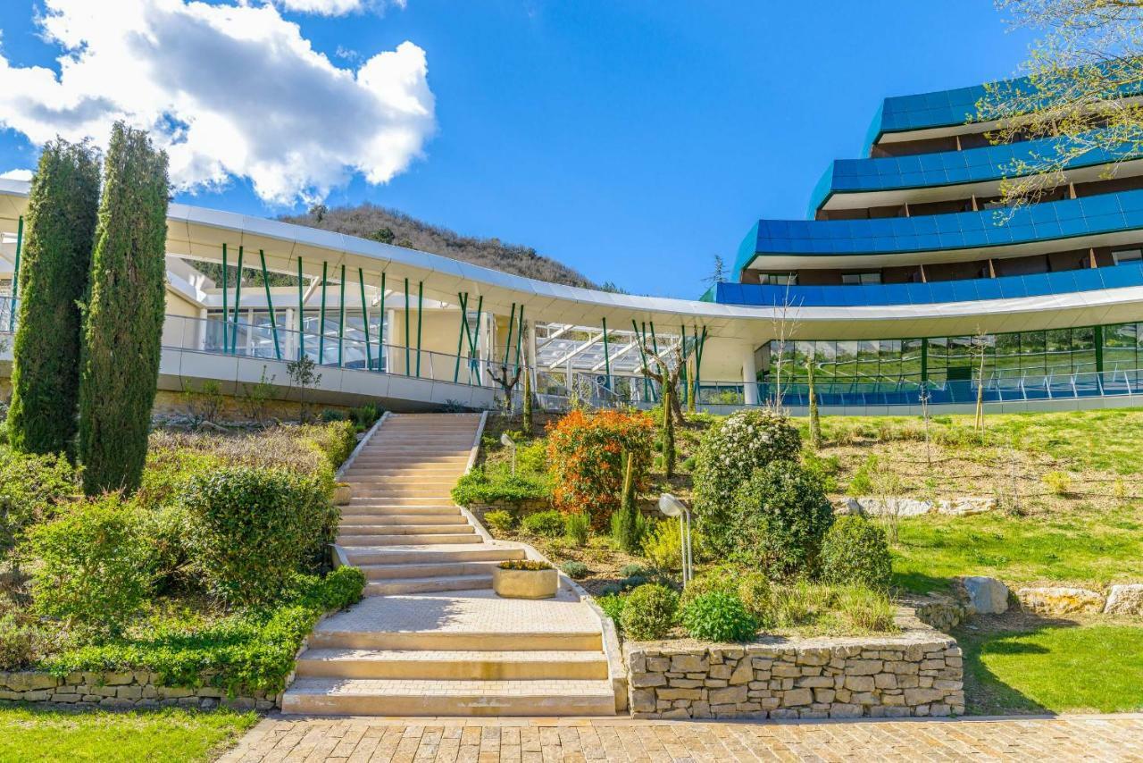 Eau Thermale Avene L'Hotel Екстер'єр фото